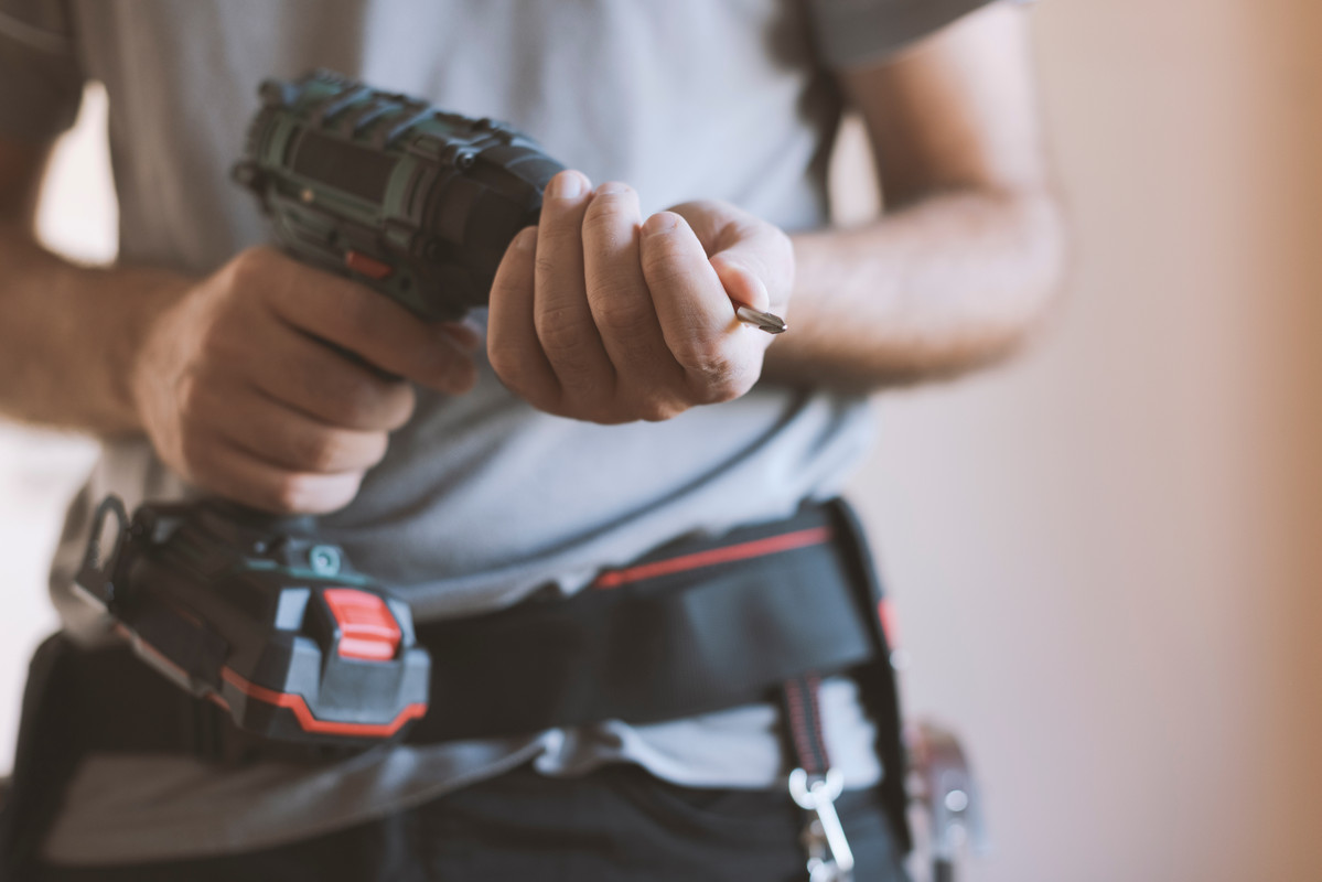 What Does a Handyman Do?
